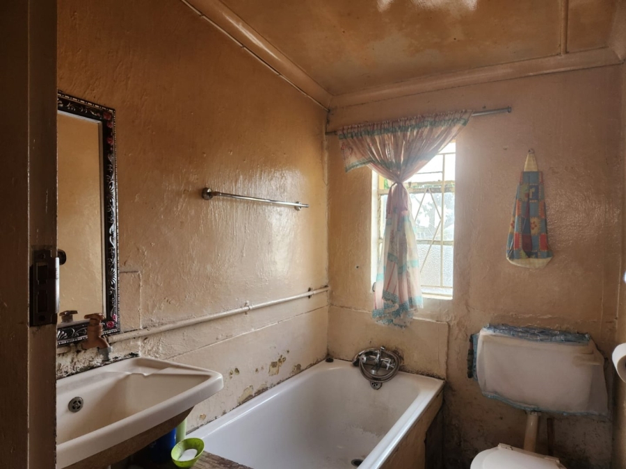 2 Bedroom Property for Sale in Conville Western Cape
